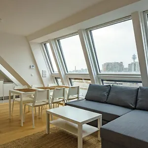 central-apartment-belvedere.vienna-besthotels.com/